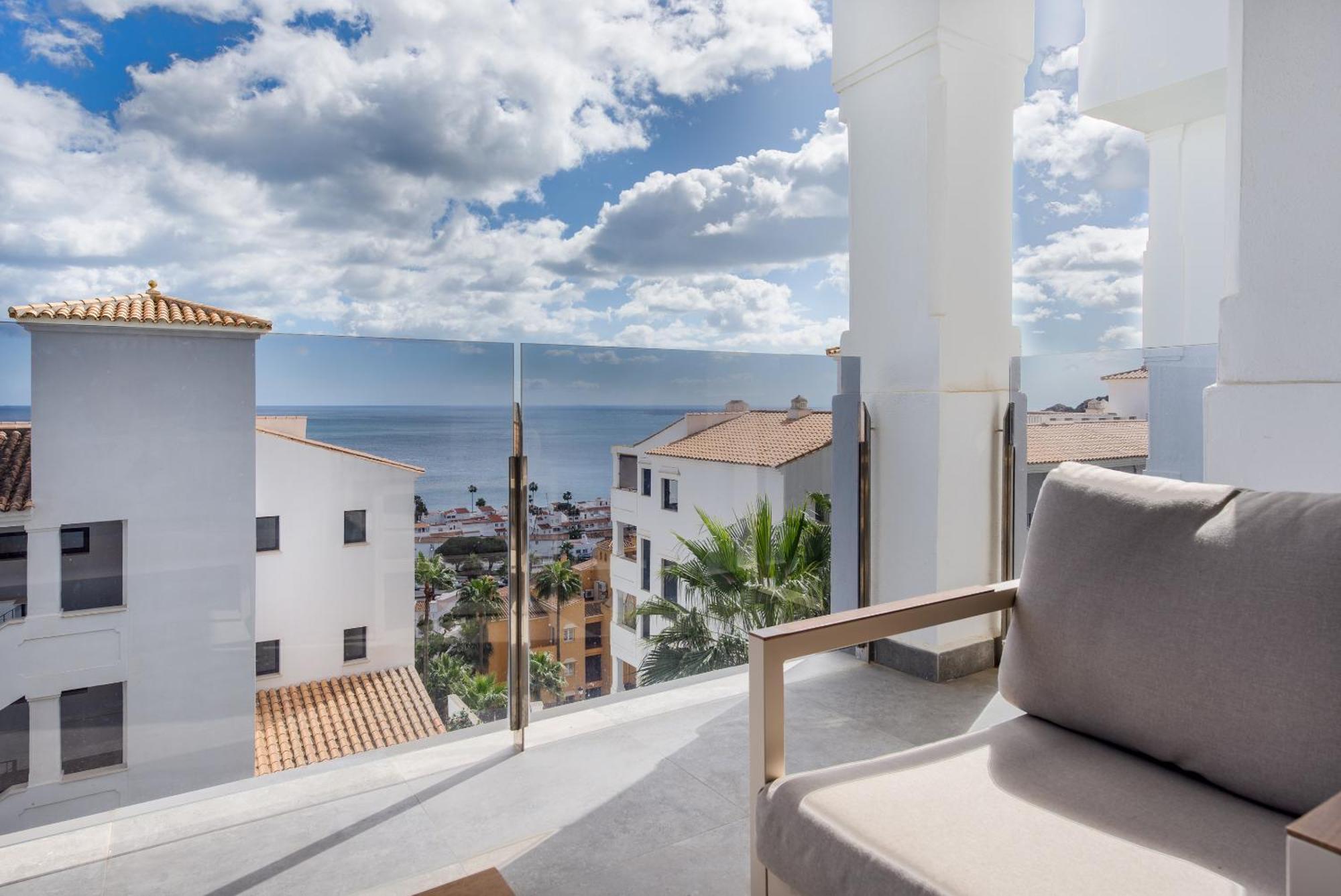 Luxurious Apartment With Sea Views Blue Suites B2-103 Manilva Eksteriør billede